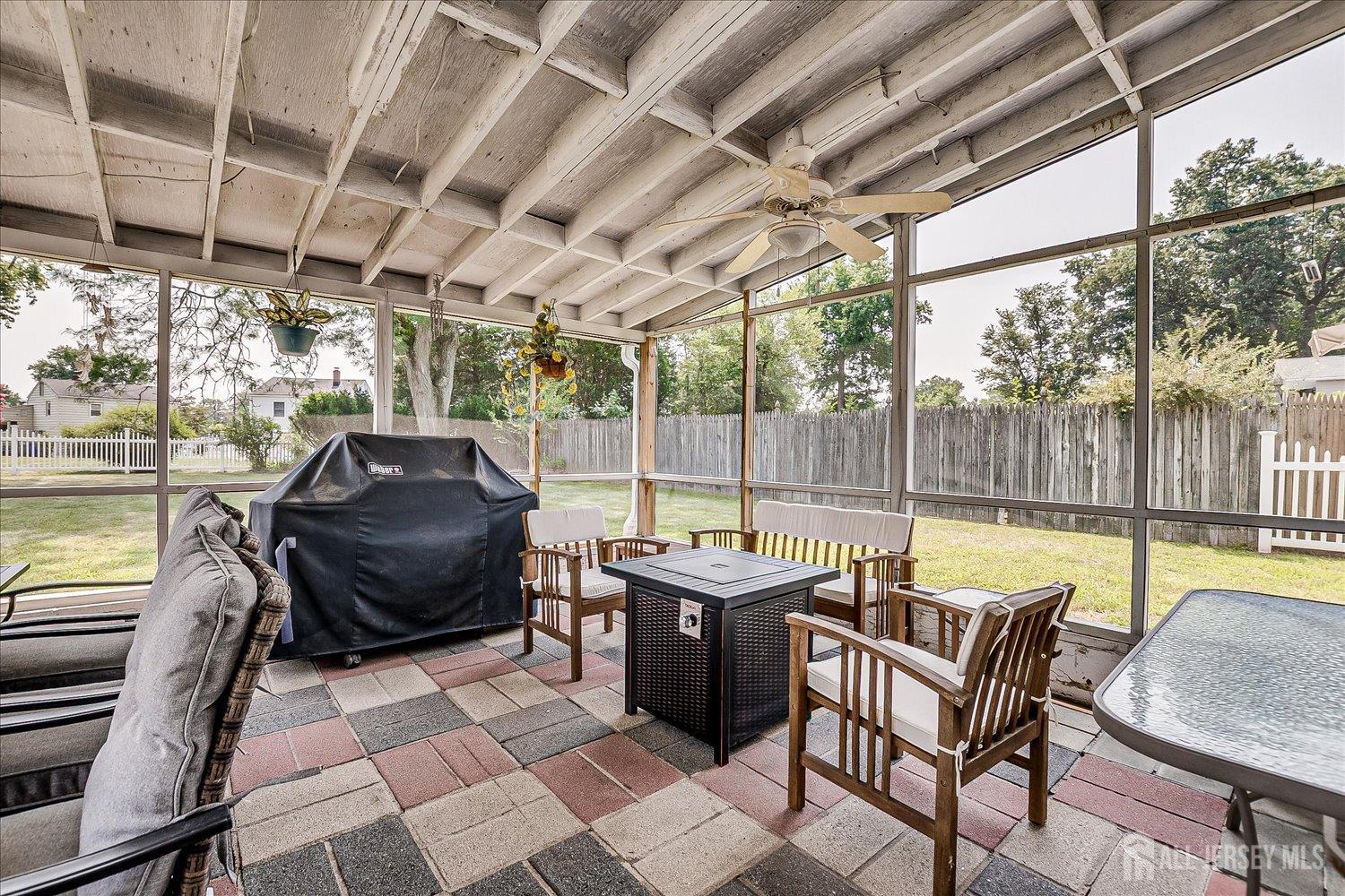 South Plainfield, New Jersey 07080, United States, 3 Bedrooms Bedrooms, ,2 BathroomsBathrooms,Residential,Pending,185490