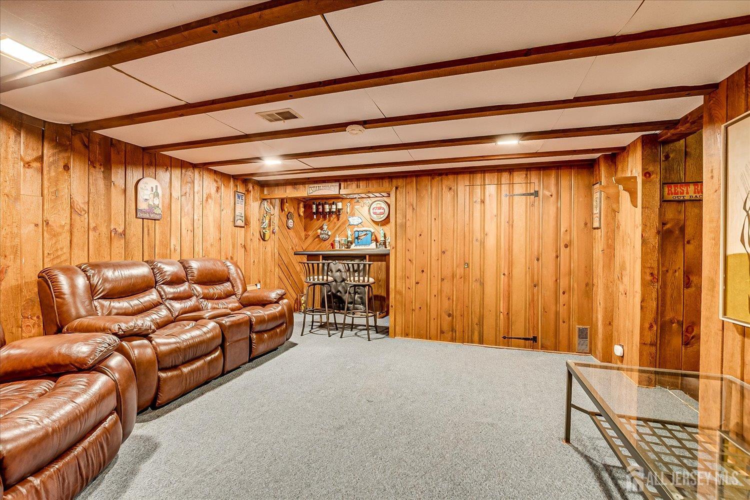 South Plainfield, New Jersey 07080, United States, 3 Bedrooms Bedrooms, ,2 BathroomsBathrooms,Residential,Pending,185490