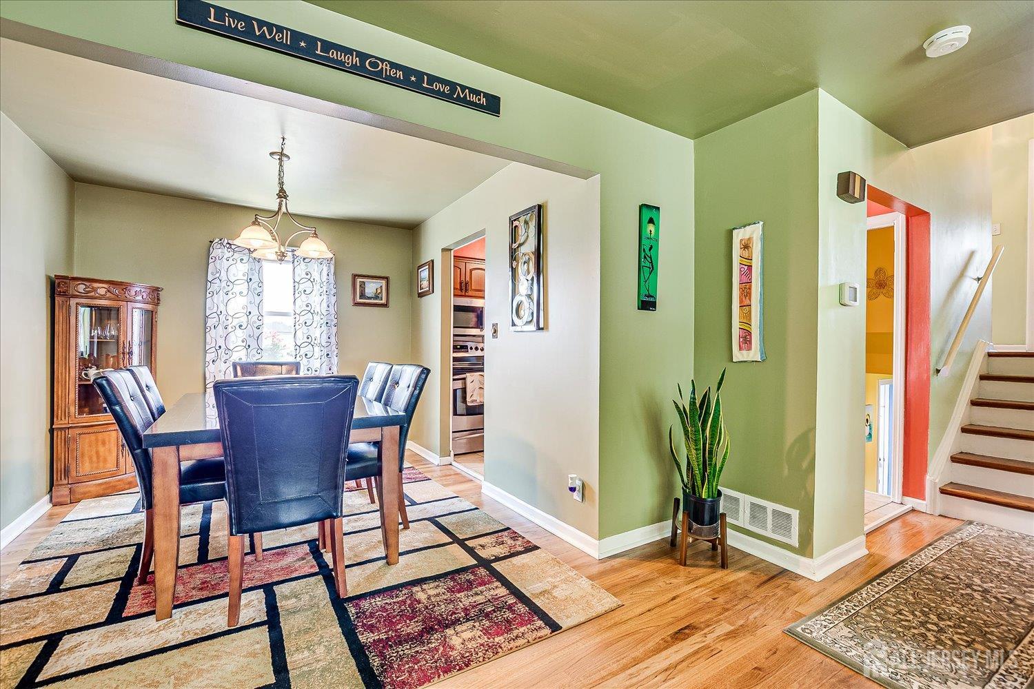 South Plainfield, New Jersey 07080, United States, 3 Bedrooms Bedrooms, ,2 BathroomsBathrooms,Residential,Pending,185490