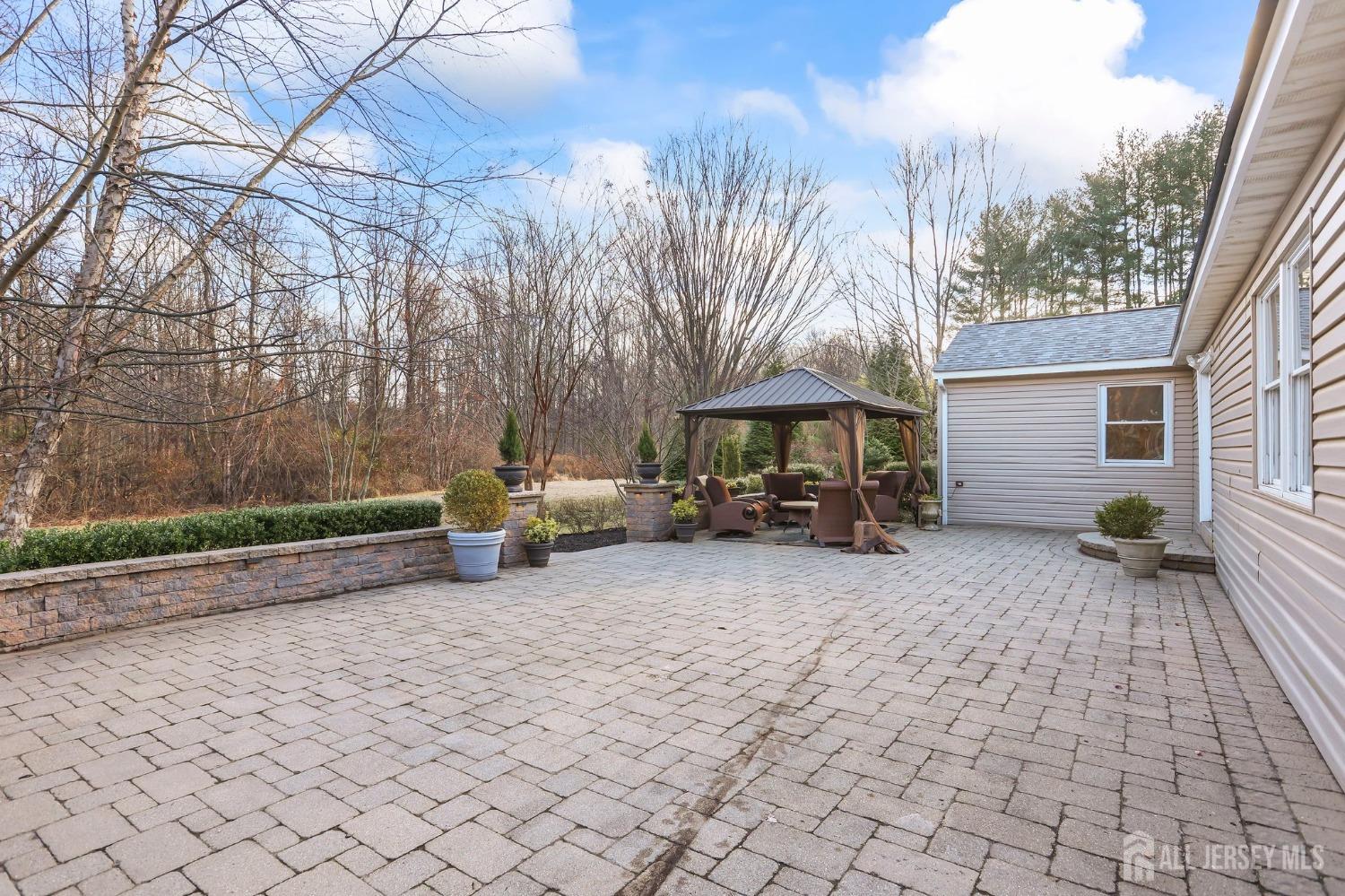 52 Daum Road, Manalapan, New Jersey image 30