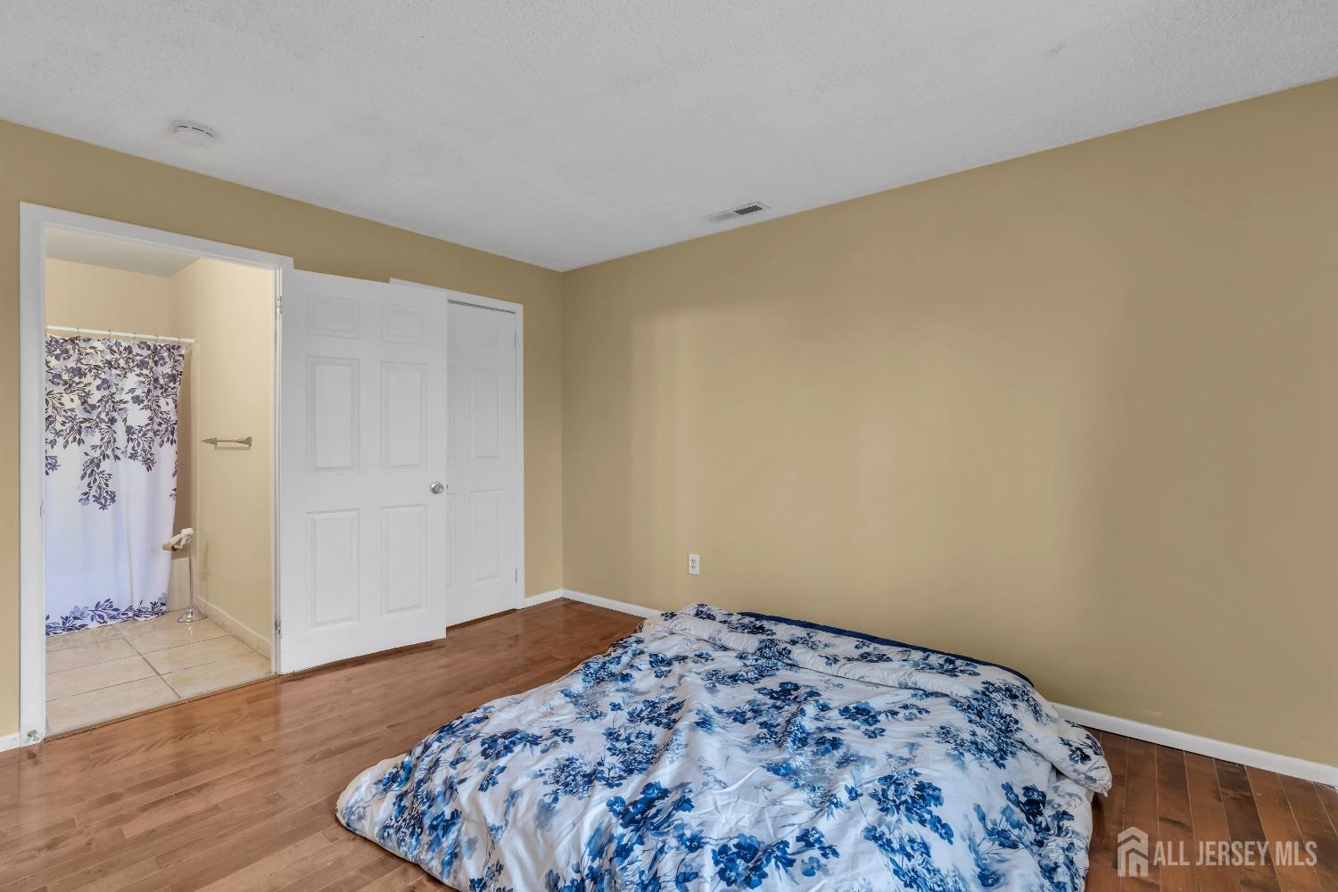 1013 Aspen Drive, Plainsboro, New Jersey image 18