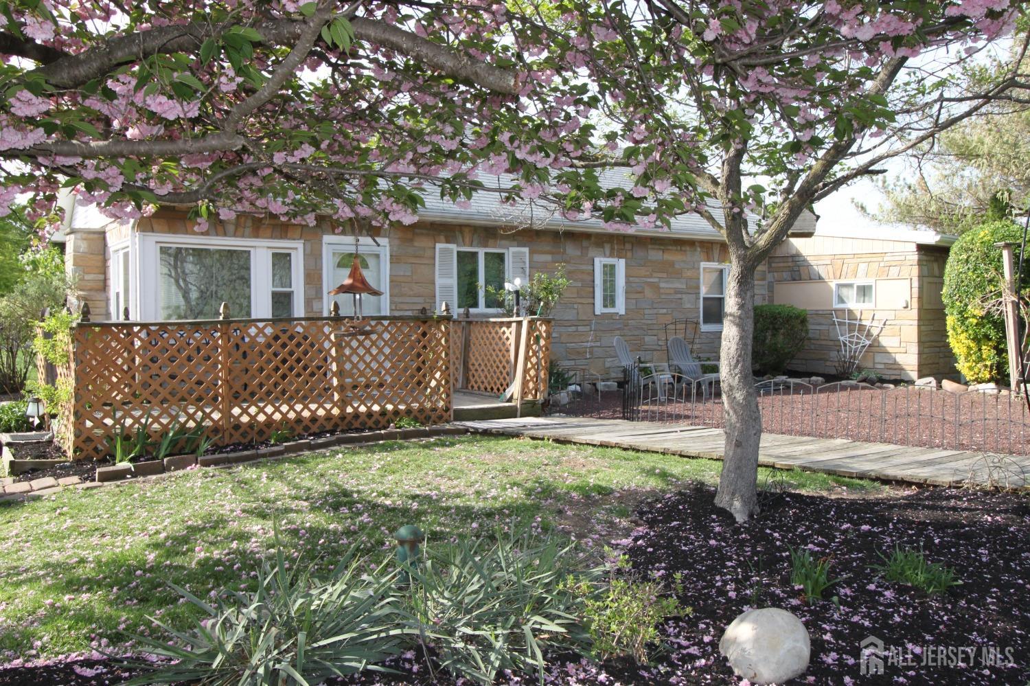 1515 Thomas Avenue, North Brunswick, New Jersey image 2