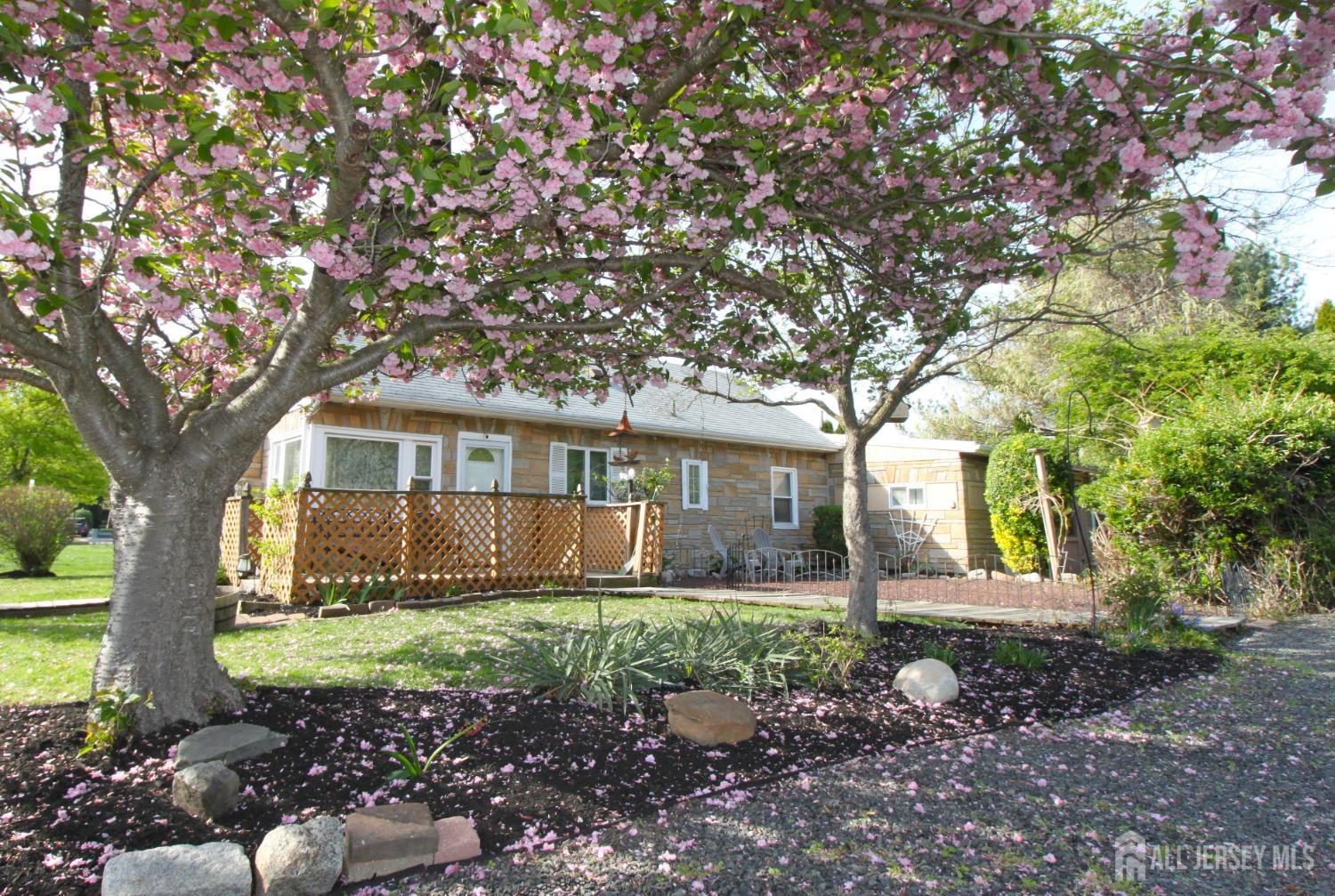 1515 Thomas Avenue, North Brunswick, New Jersey image 1