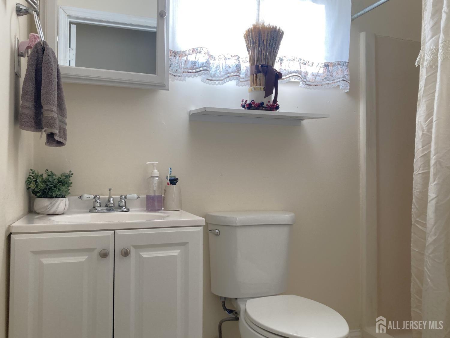 1515 Thomas Avenue, North Brunswick, New Jersey image 24