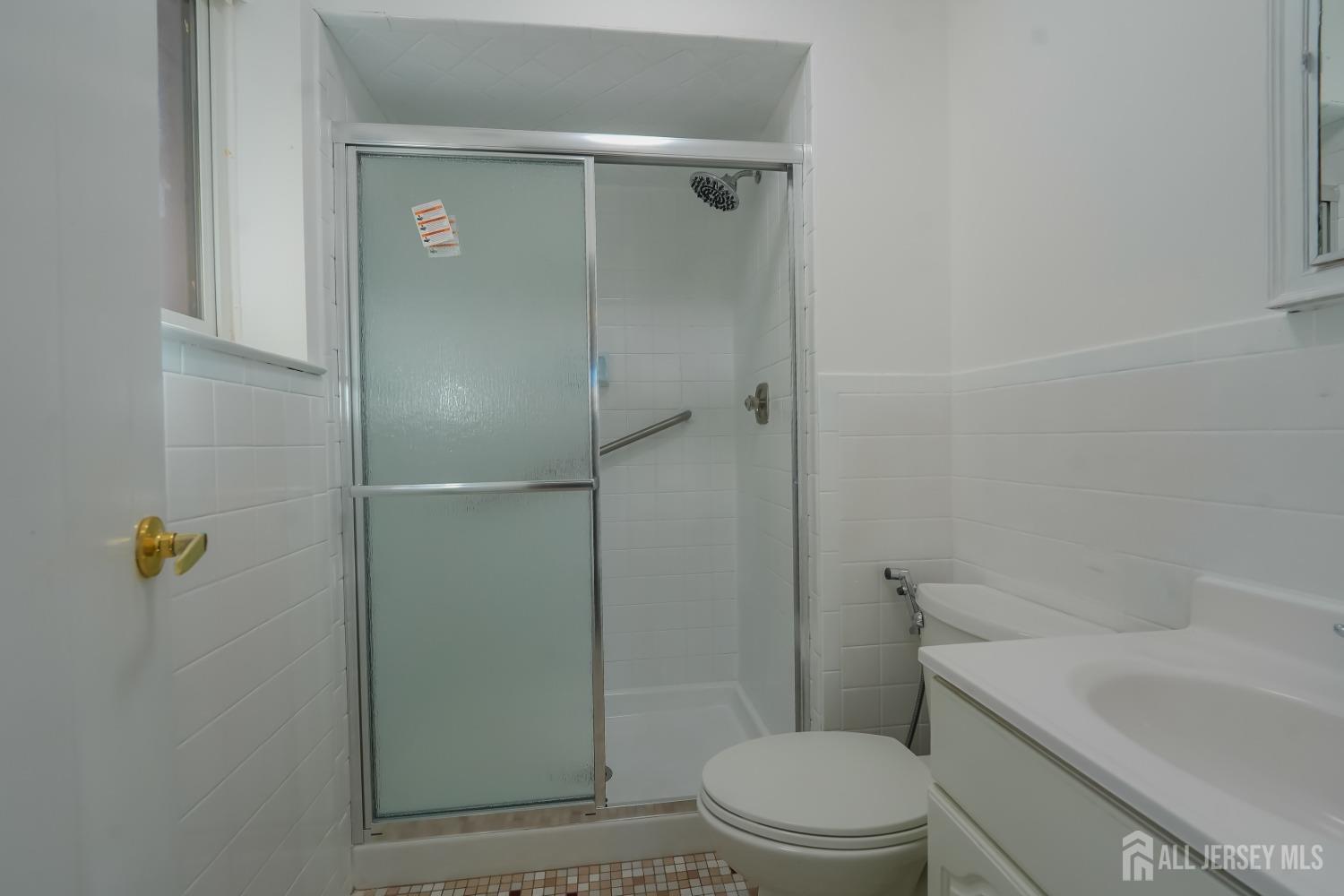 1308 Merrywood Drive, Edison, New Jersey image 49