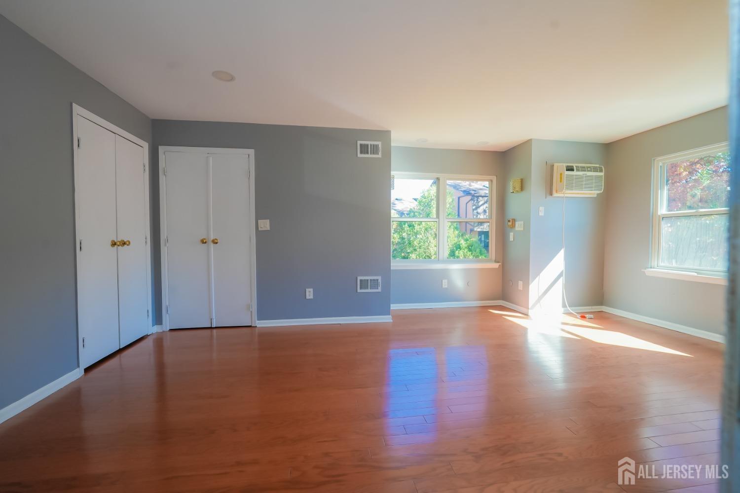 1308 Merrywood Drive, Edison, New Jersey image 25