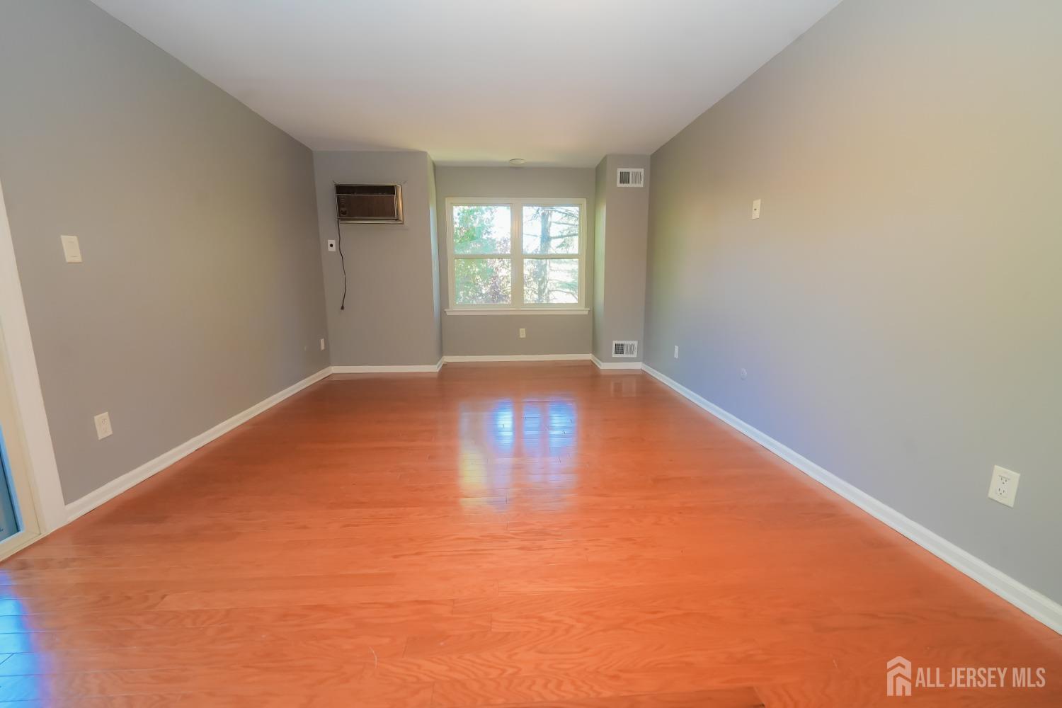 1308 Merrywood Drive, Edison, New Jersey image 22