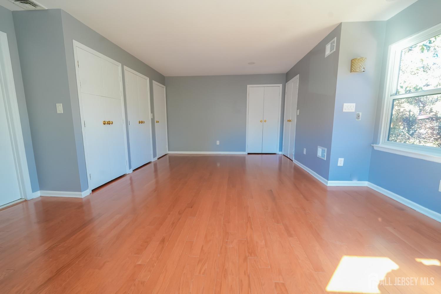 1308 Merrywood Drive, Edison, New Jersey image 28