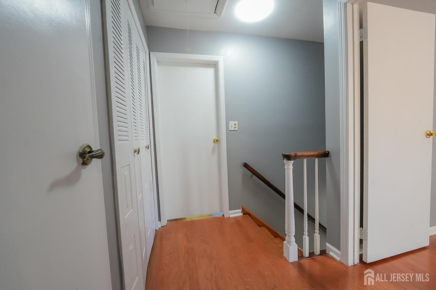 1308 Merrywood Drive, Edison, New Jersey image 21
