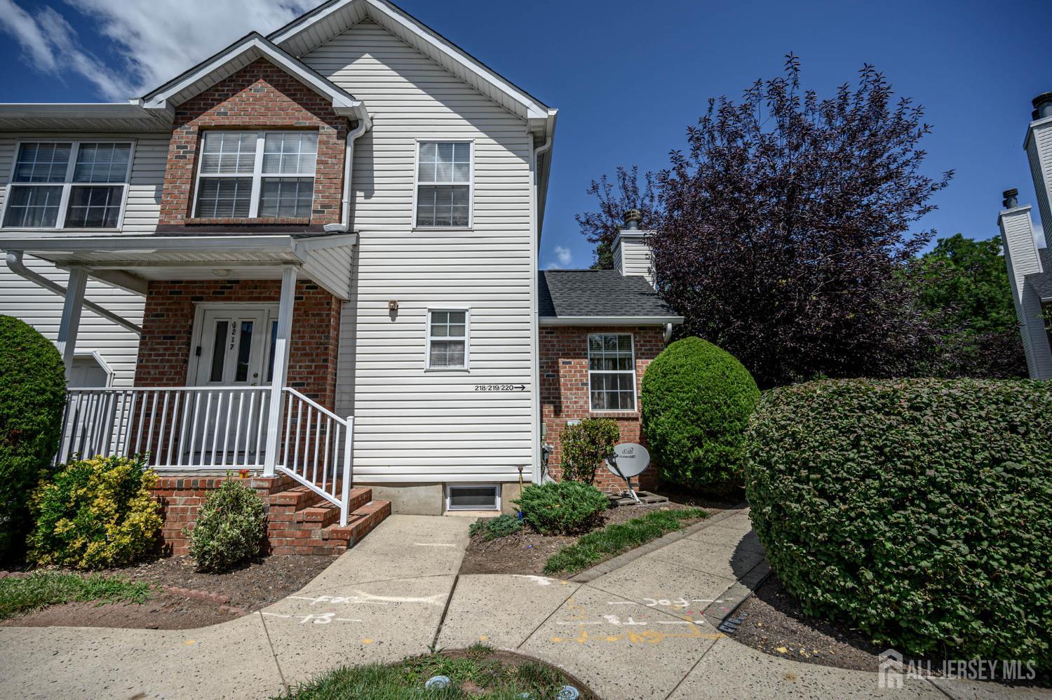 219 Vasser Drive, Piscataway, New Jersey image 24