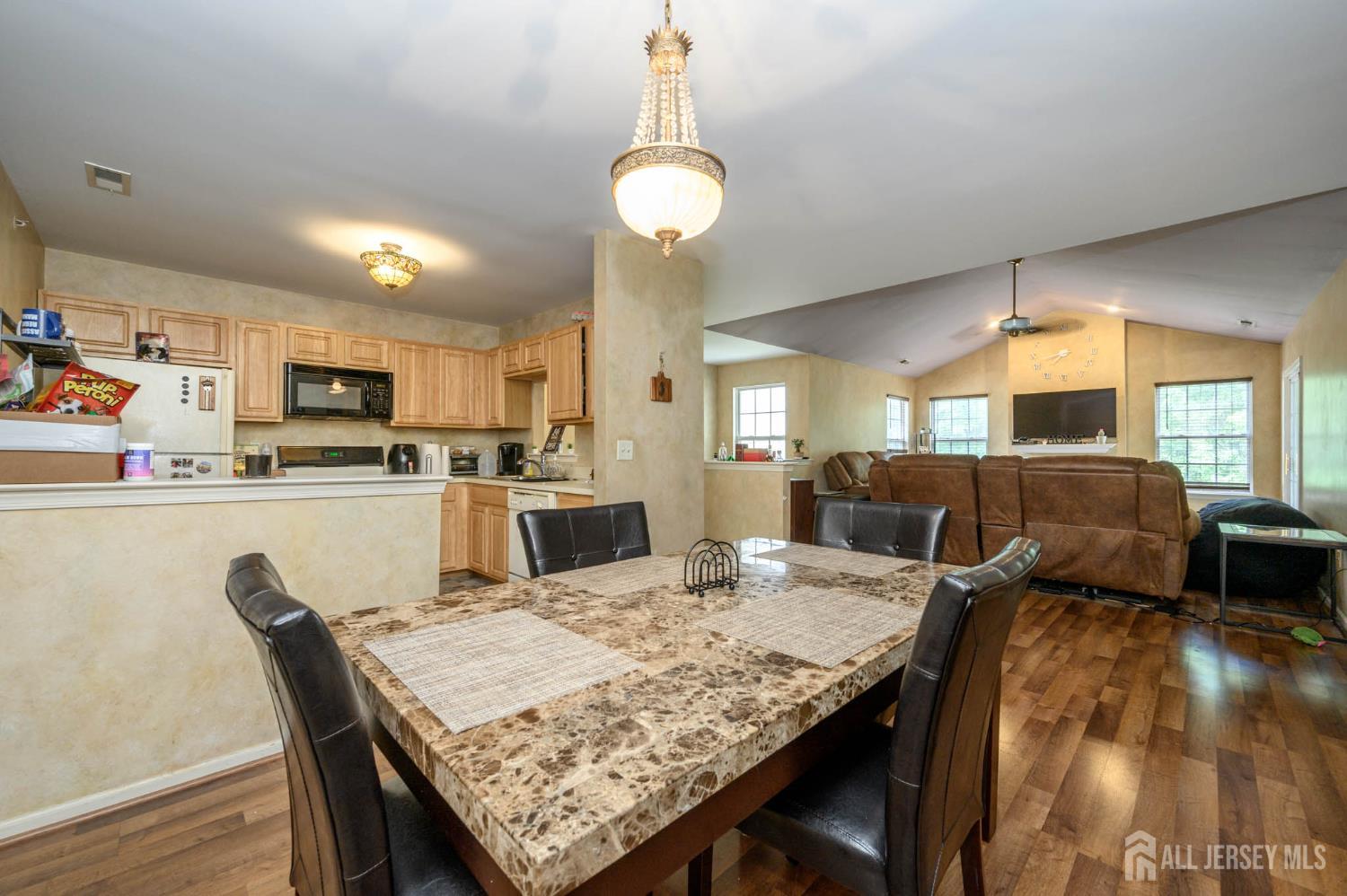 219 Vasser Drive, Piscataway, New Jersey image 4