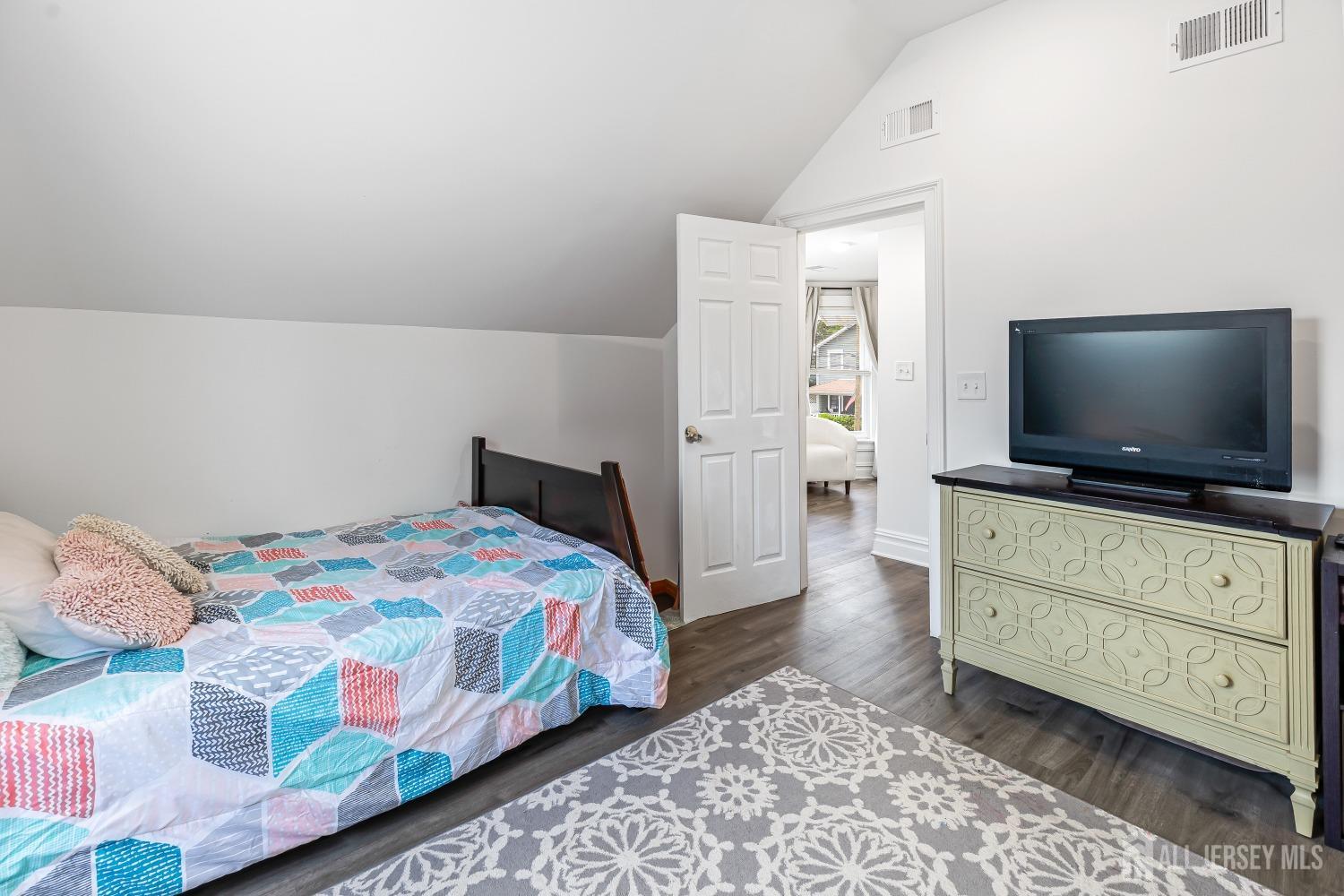 94 2nd Street, Keyport, New Jersey image 25