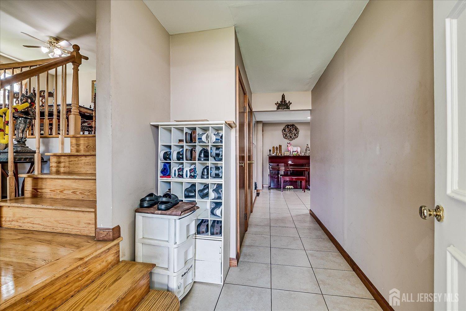 1301 Tooz Place, South Plainfield, New Jersey image 8