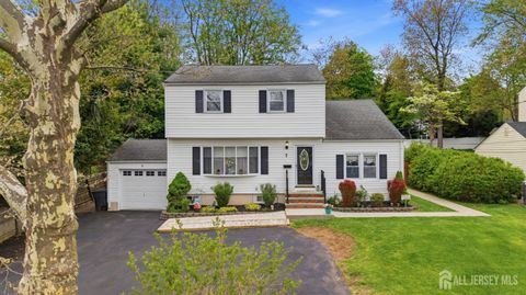 Homes For Sale - 7 Spier Drive<br/> Essex County, Livingston, NJ 07039
