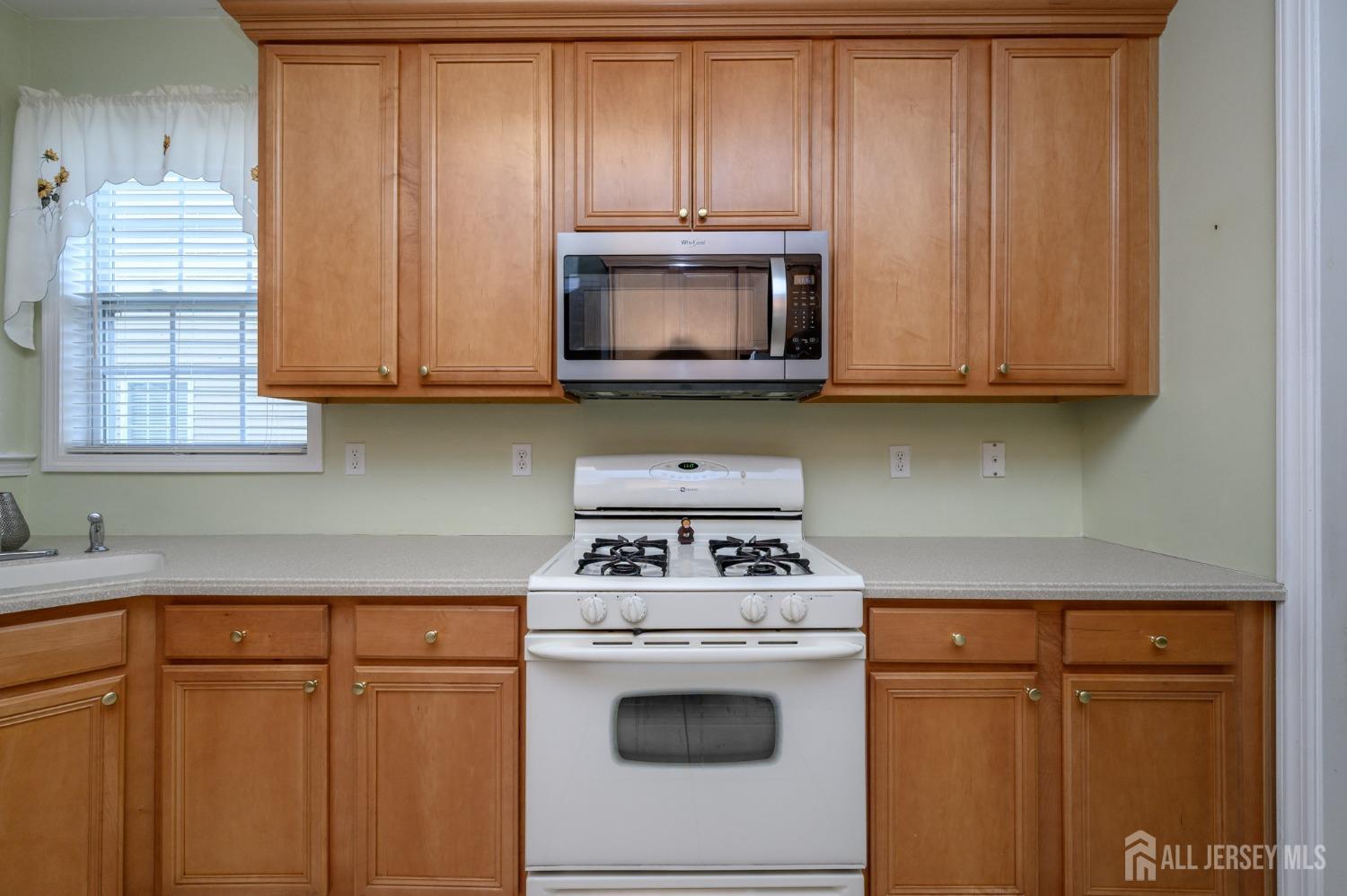 89 Maypink Lane, Howell, New Jersey image 12