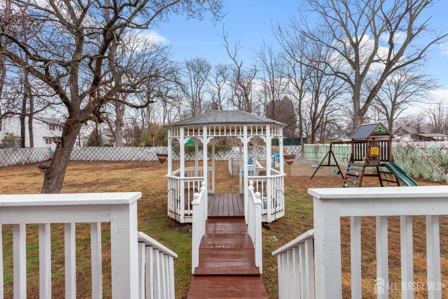 353 Hazelwood Place, Piscataway, New Jersey image 23