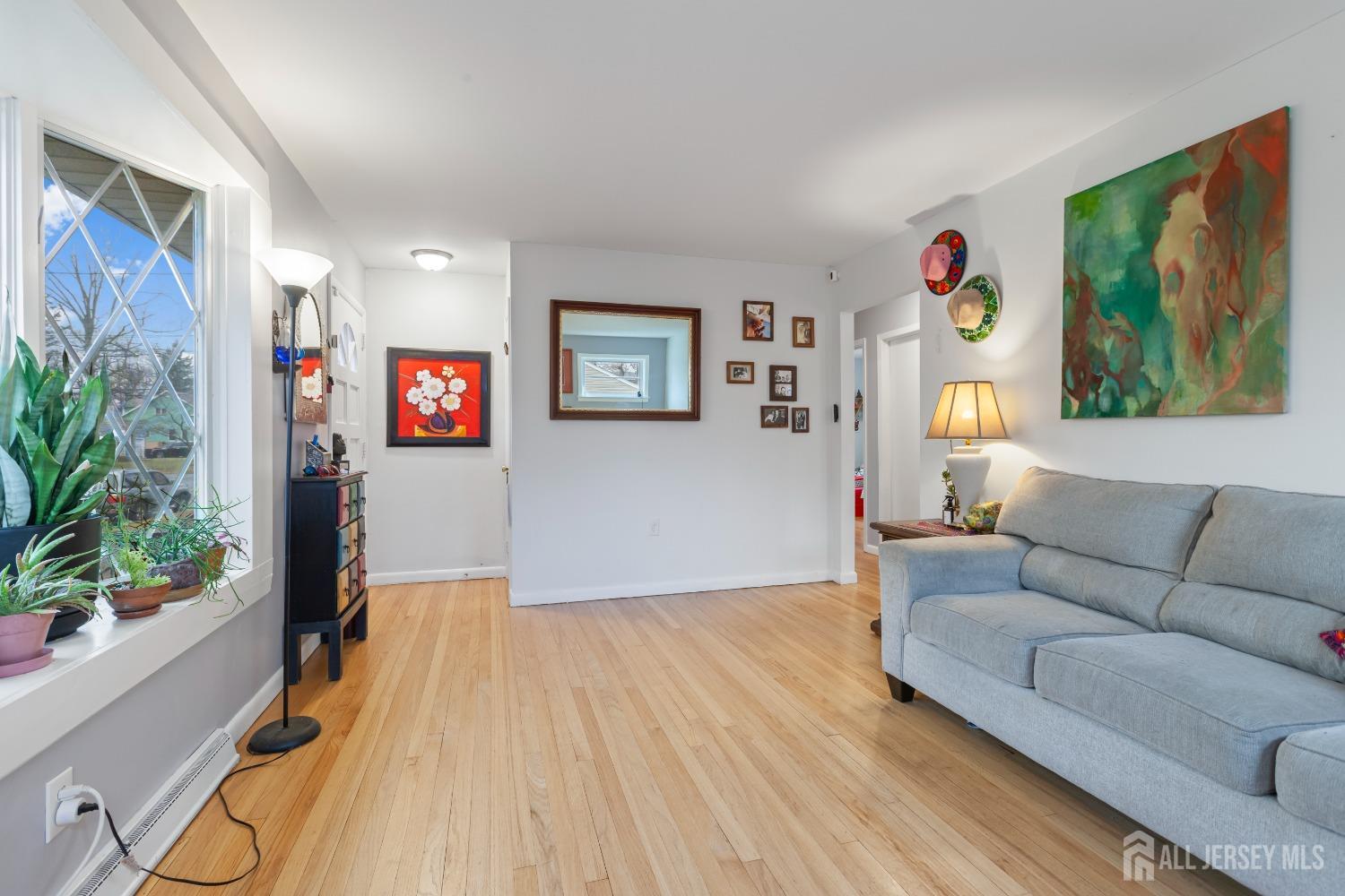353 Hazelwood Place, Piscataway, New Jersey image 4