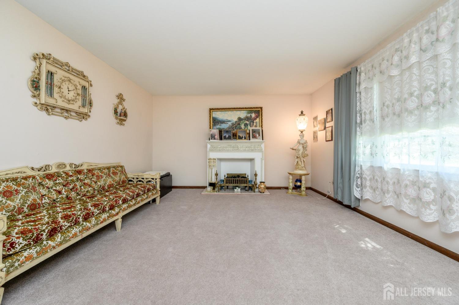 29 Yorktown Road, Hillsborough, New Jersey image 5