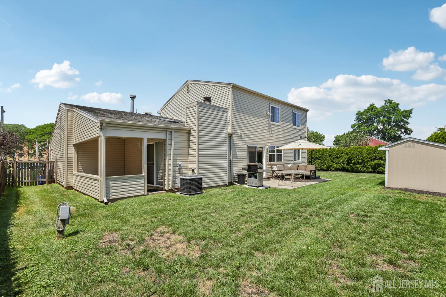 Edison, New Jersey 08820, United States, 4 Bedrooms Bedrooms, ,3 BathroomsBathrooms,Residential,Active,169318