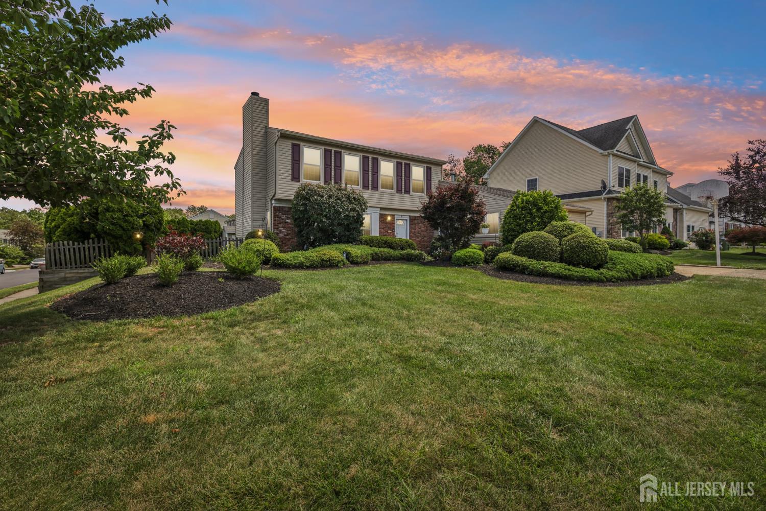 Edison, New Jersey 08820, United States, 4 Bedrooms Bedrooms, ,3 BathroomsBathrooms,Residential,Active,169318