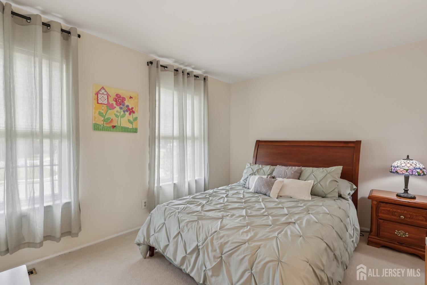 Edison, New Jersey 08820, United States, 4 Bedrooms Bedrooms, ,3 BathroomsBathrooms,Residential,Active,169318