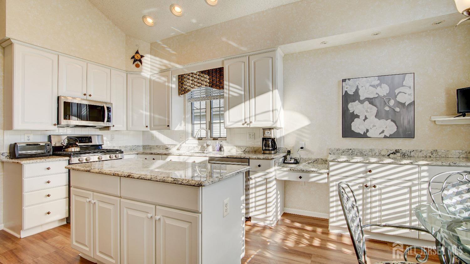 24 Westminster Drive, Monroe Township, New Jersey image 6