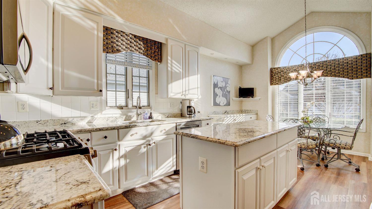 24 Westminster Drive, Monroe Township, New Jersey image 7