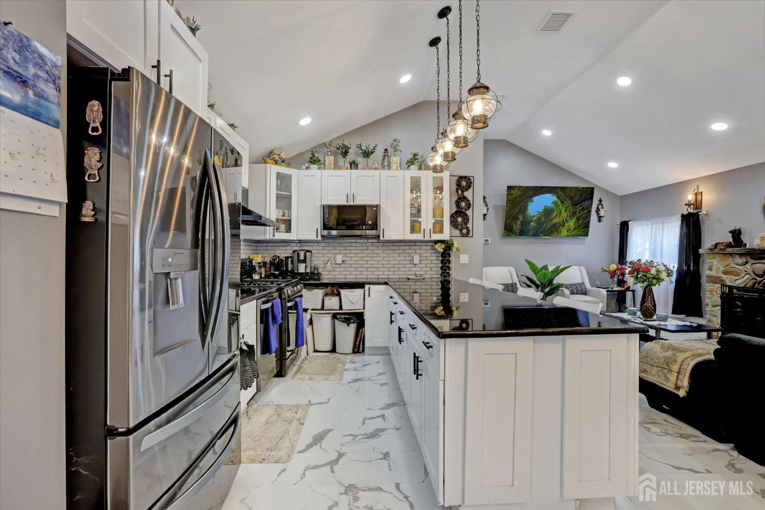 349 Summerhill Road, East Brunswick, New Jersey image 10
