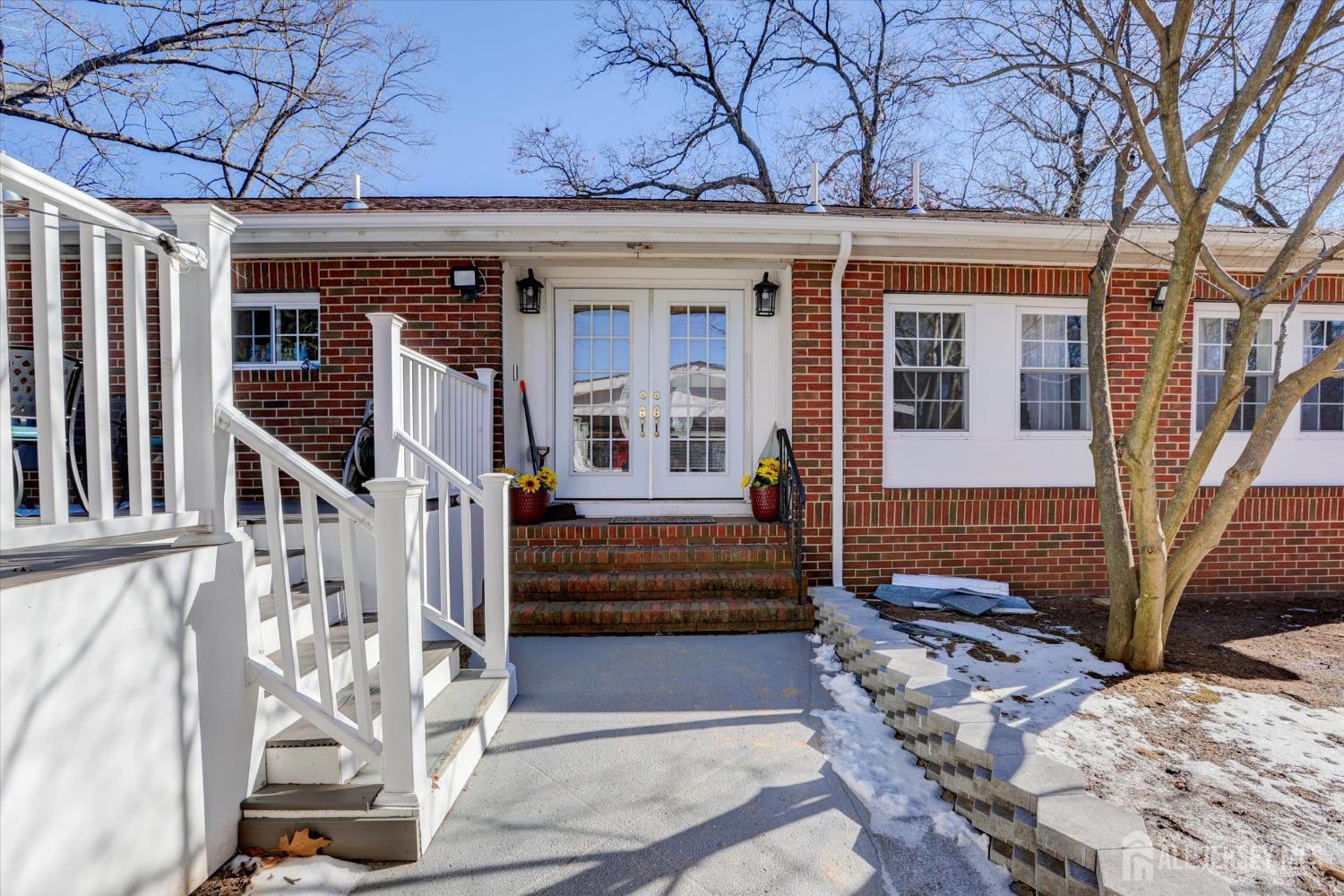 349 Summerhill Road, East Brunswick, New Jersey image 38