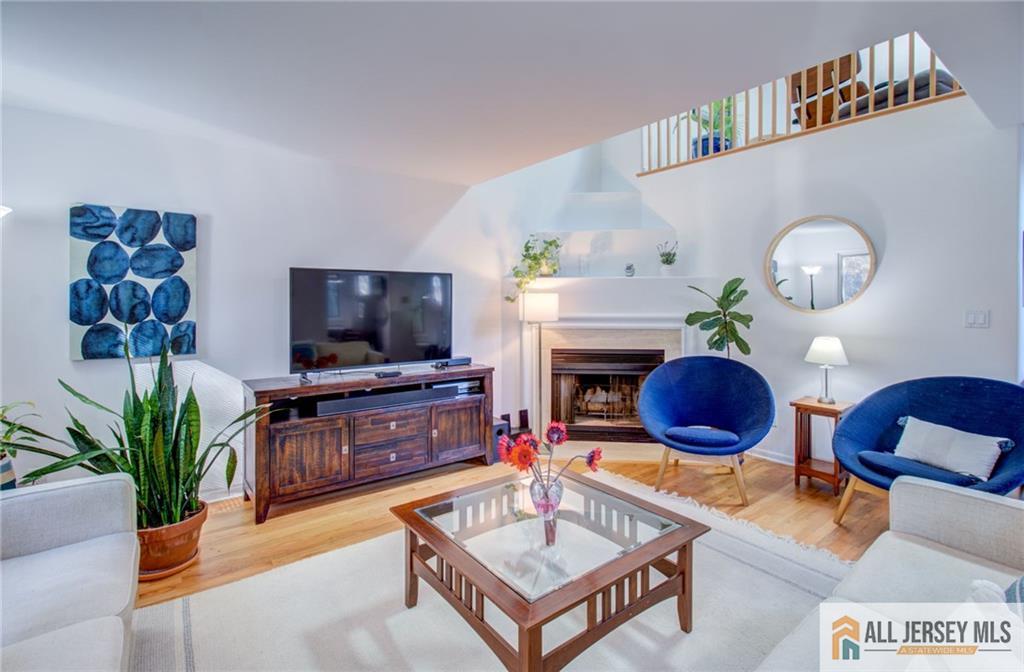 Plainsboro, New Jersey 08540, United States, 2 Bedrooms Bedrooms, ,4 BathroomsBathrooms,Residential,Active,138927