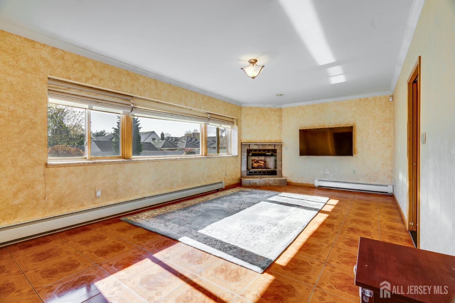 733 Amboy Avenue, Edison, New Jersey image 34