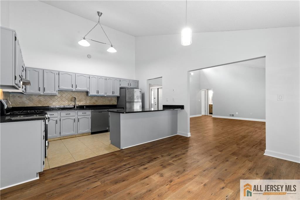 179 Hidden Court, Old Bridge, New Jersey image 11