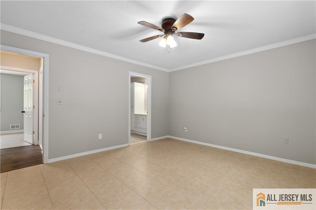 179 Hidden Court, Old Bridge, New Jersey image 23