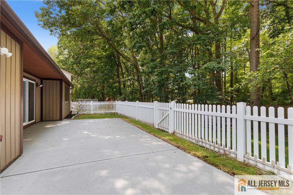 179 Hidden Court, Old Bridge, New Jersey image 33