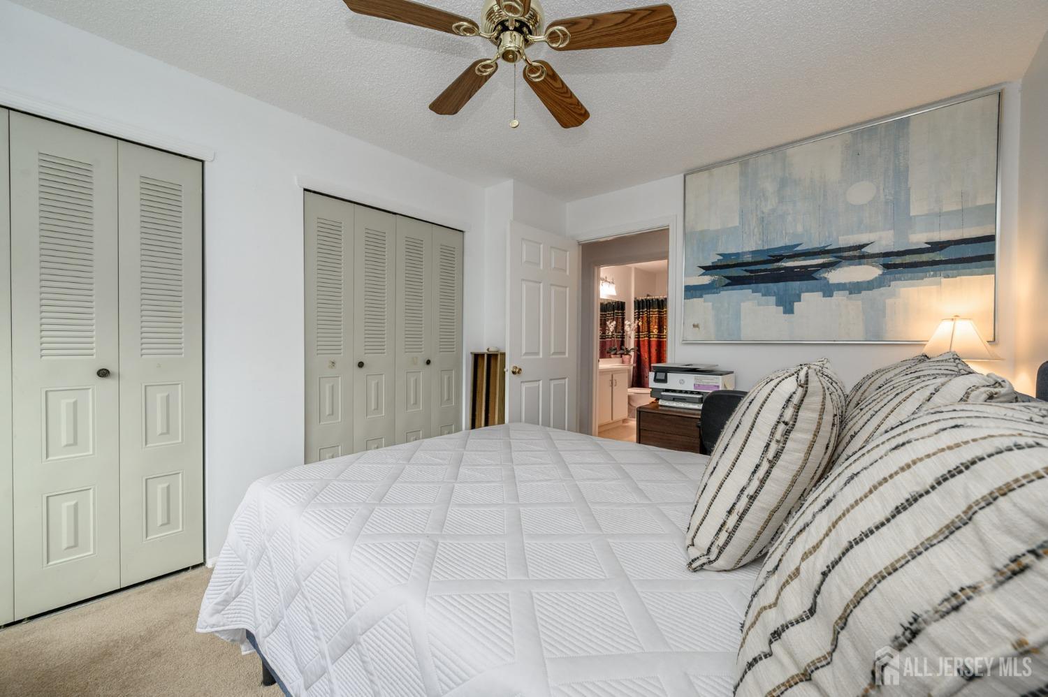 39 Versailles Court, Hamilton, New Jersey image 16