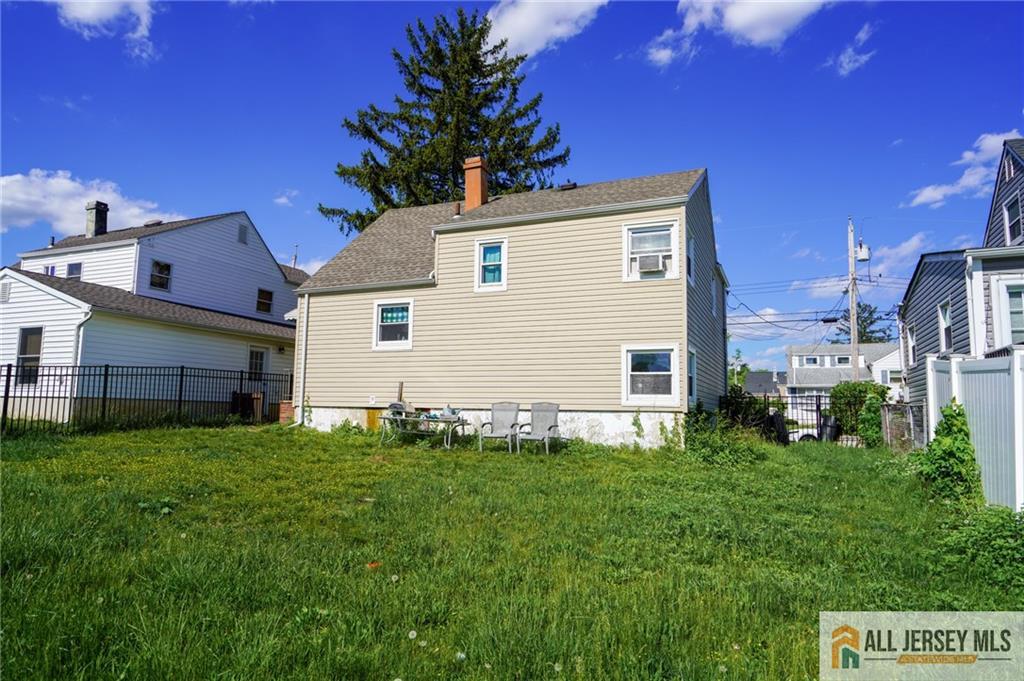 5 Gardner Place, Sayreville, New Jersey image 2