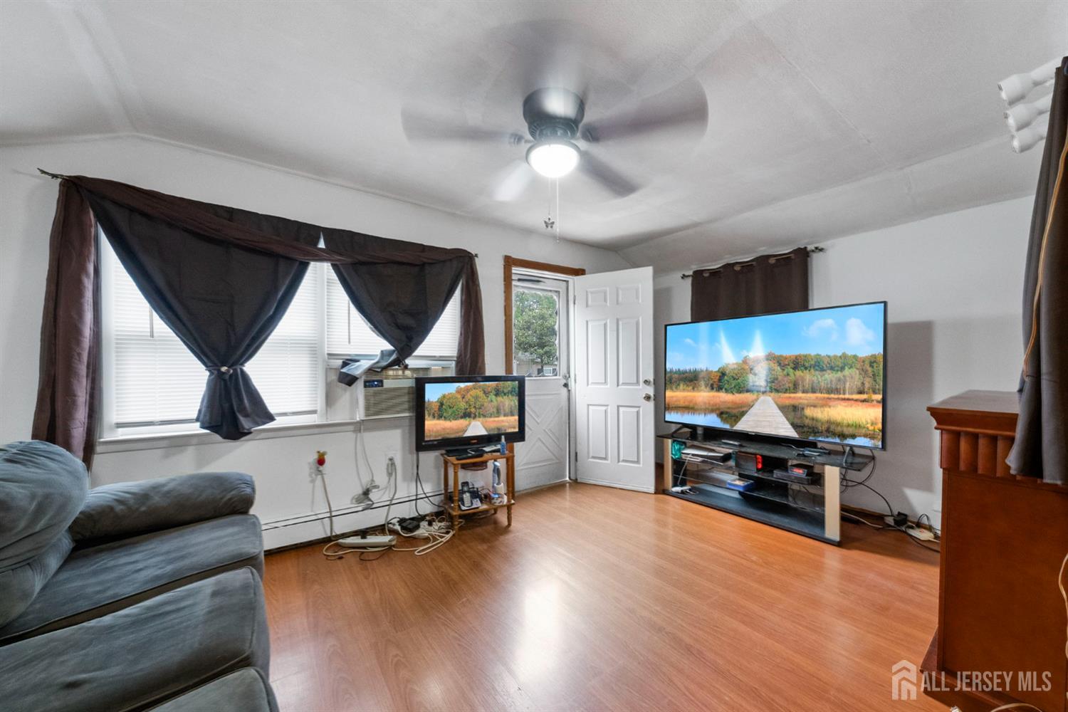 809 Summerfield Avenue, South Amboy, New Jersey image 3