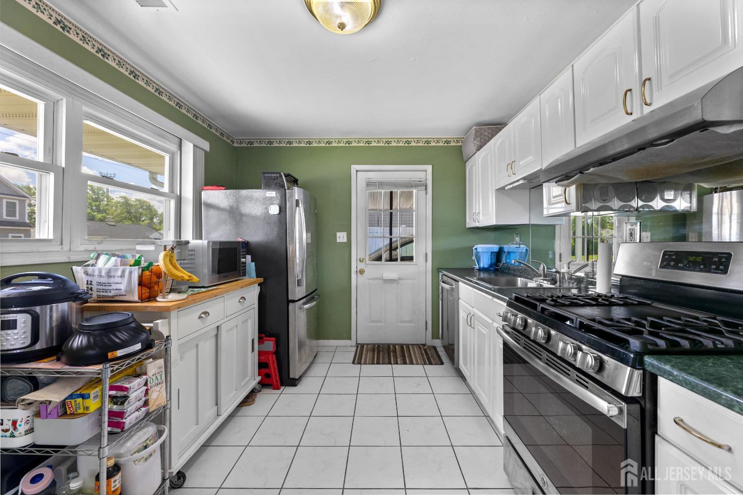 15 Winthrop Road, Edison, New Jersey image 10