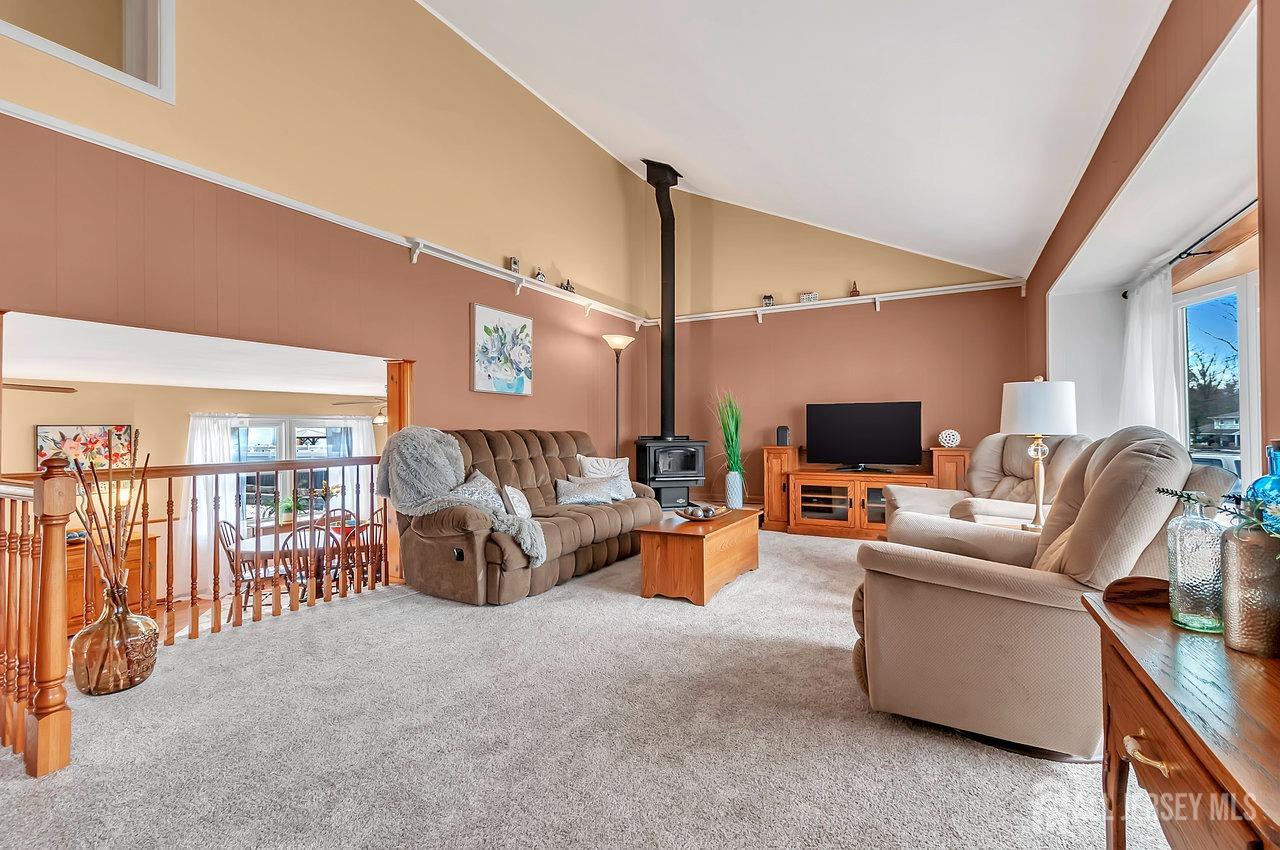 12 Sussex Road, East Brunswick, New Jersey image 8