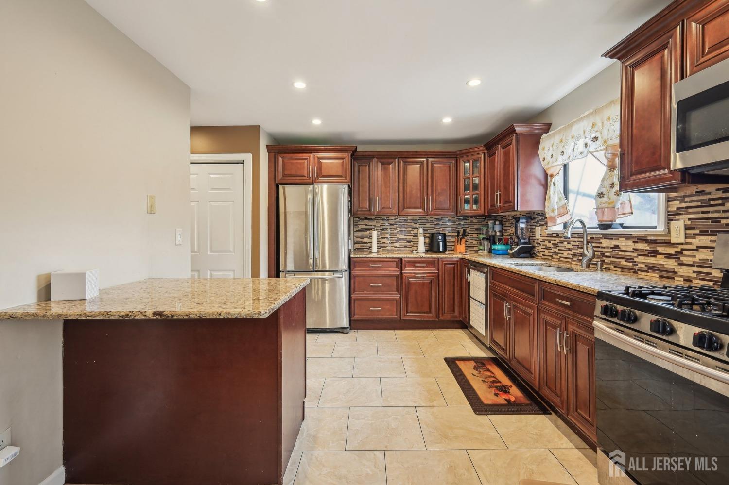 6 Schindler Drive, Old Bridge, New Jersey image 11