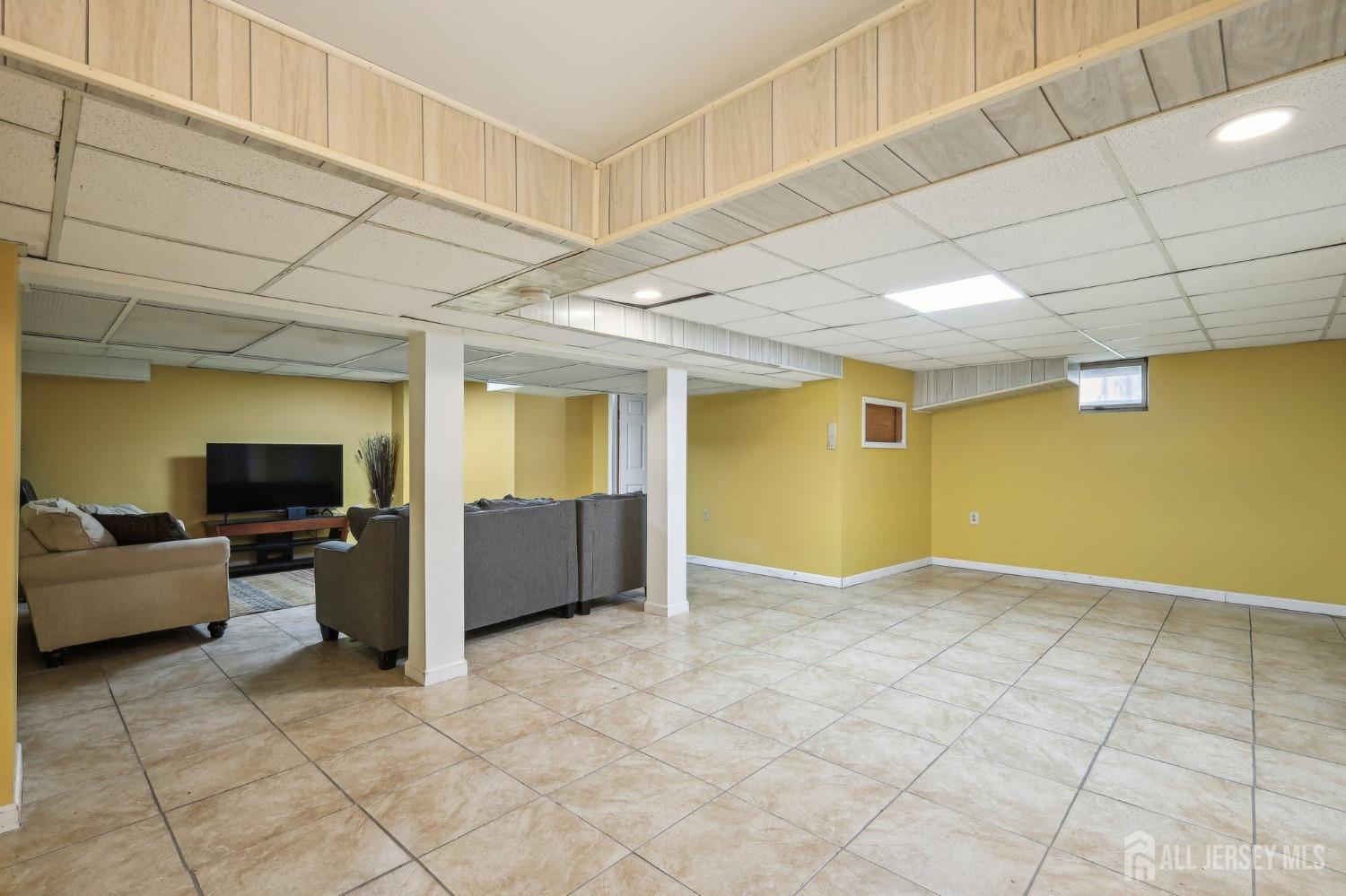 6 Schindler Drive, Old Bridge, New Jersey image 23