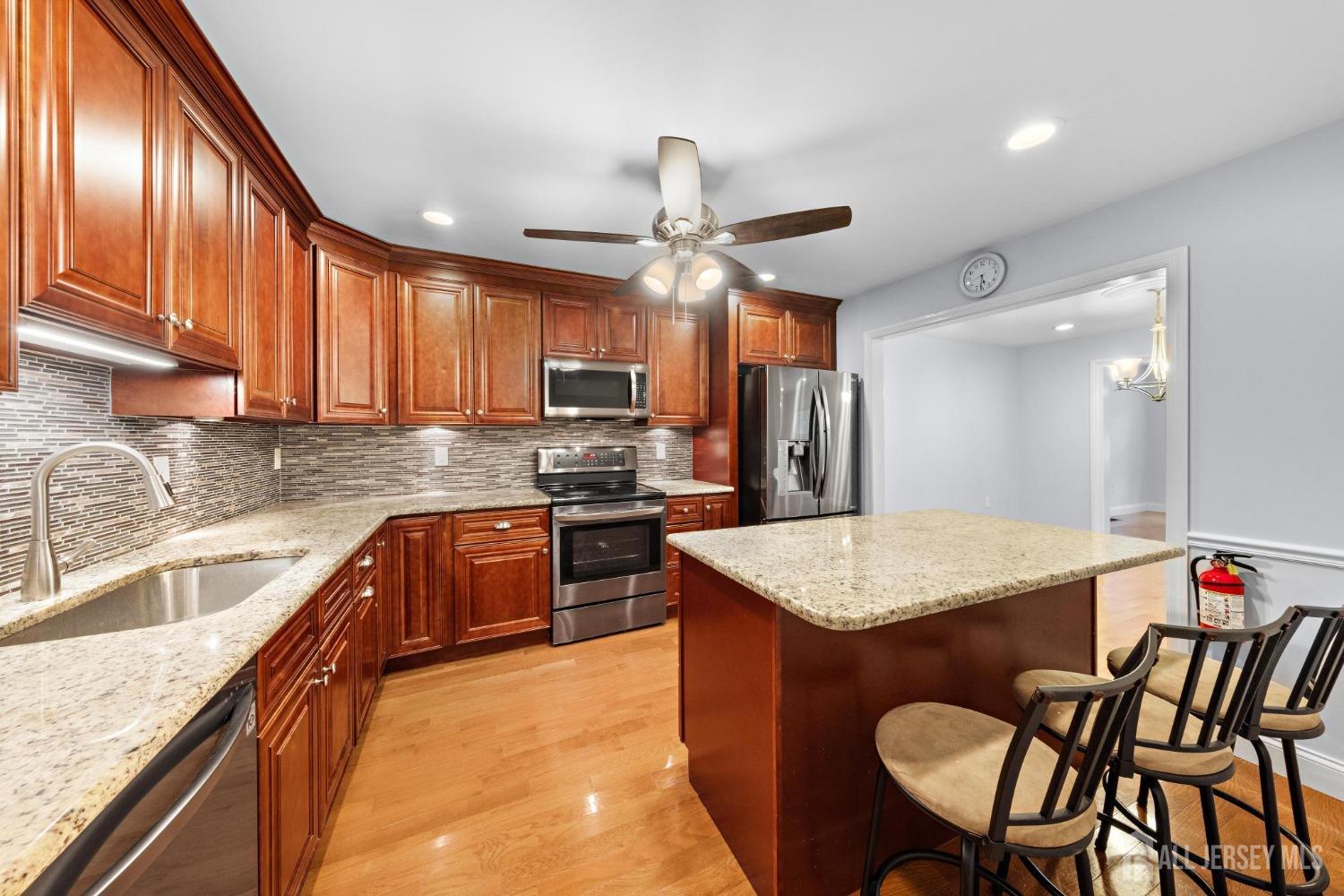 15-A Betsy Ross Drive, Monroe Township, New Jersey image 21