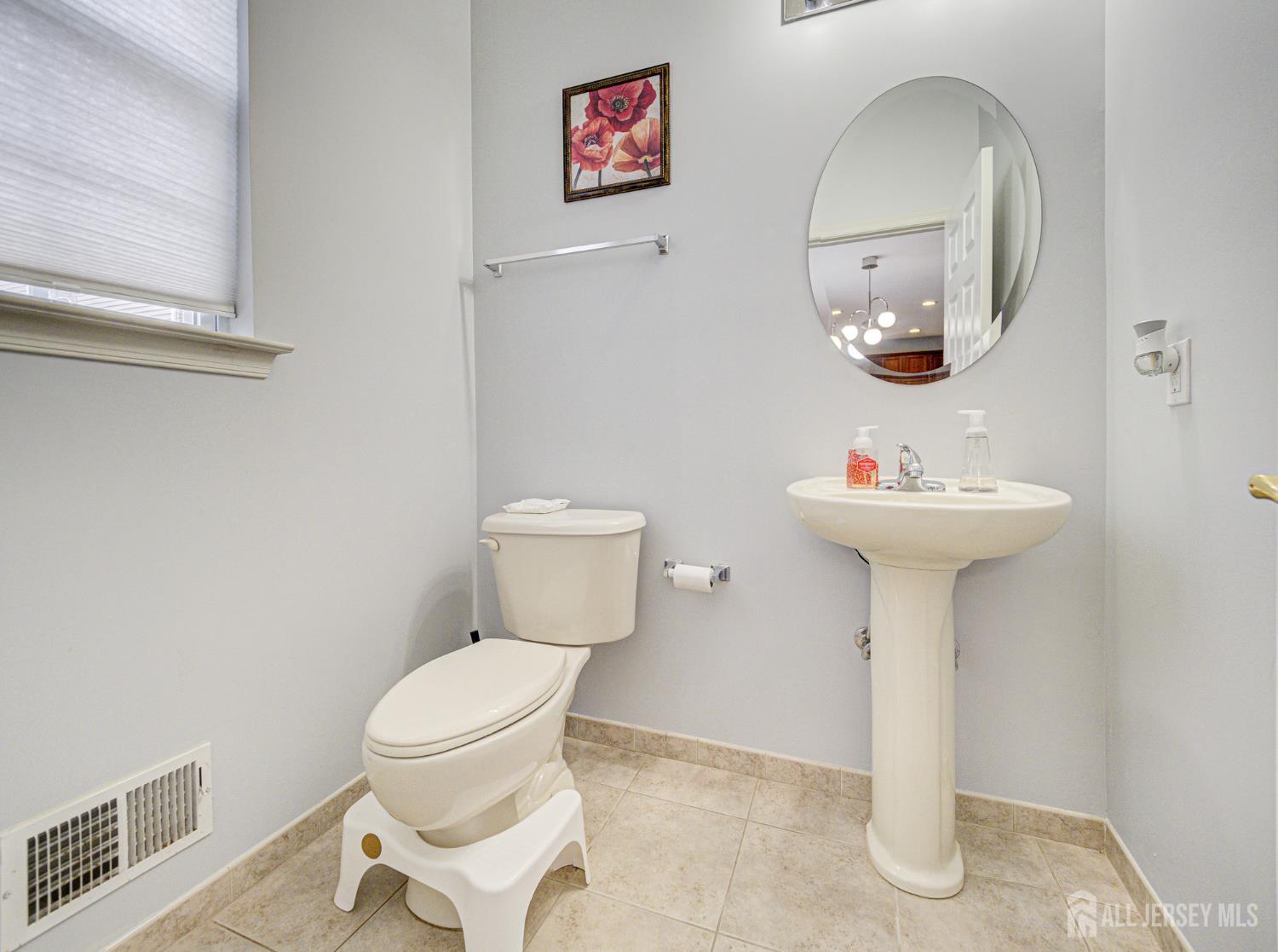 221 Morning Glory Drive, Monroe Township, New Jersey image 6