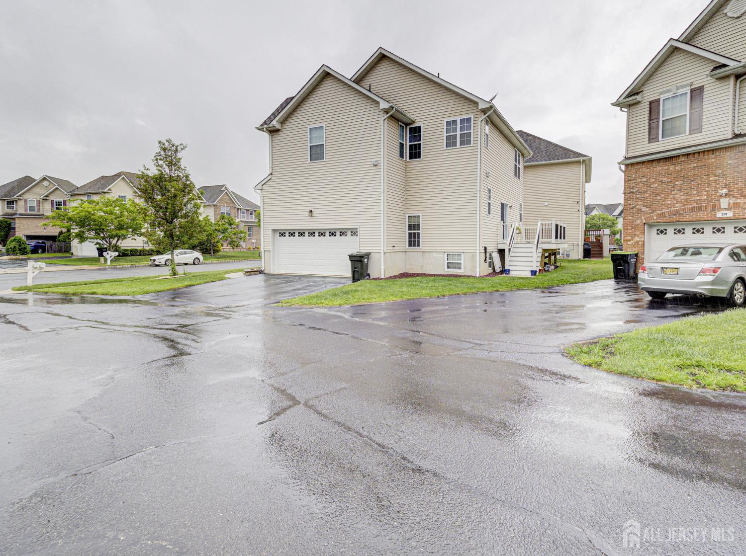 221 Morning Glory Drive, Monroe Township, New Jersey image 3