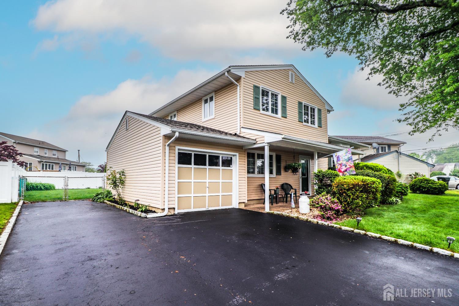 10 Alpine Place, Colonia, New Jersey image 37