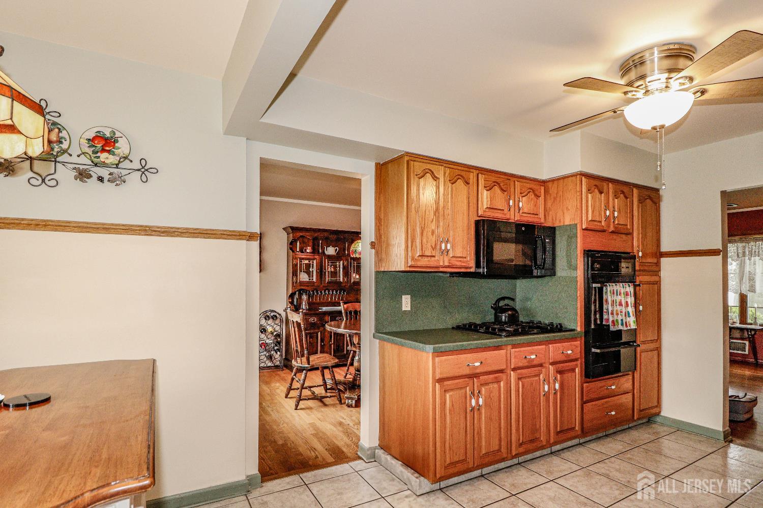 10 Alpine Place, Colonia, New Jersey image 11
