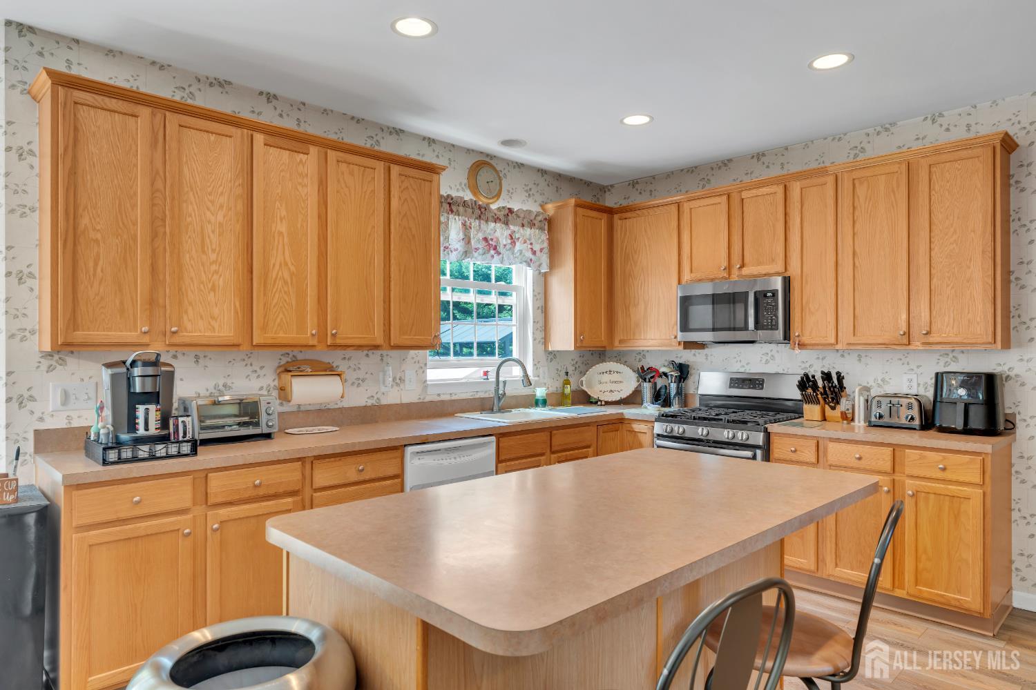 35 Spruce Meadows Drive, Monroe Township, New Jersey image 17