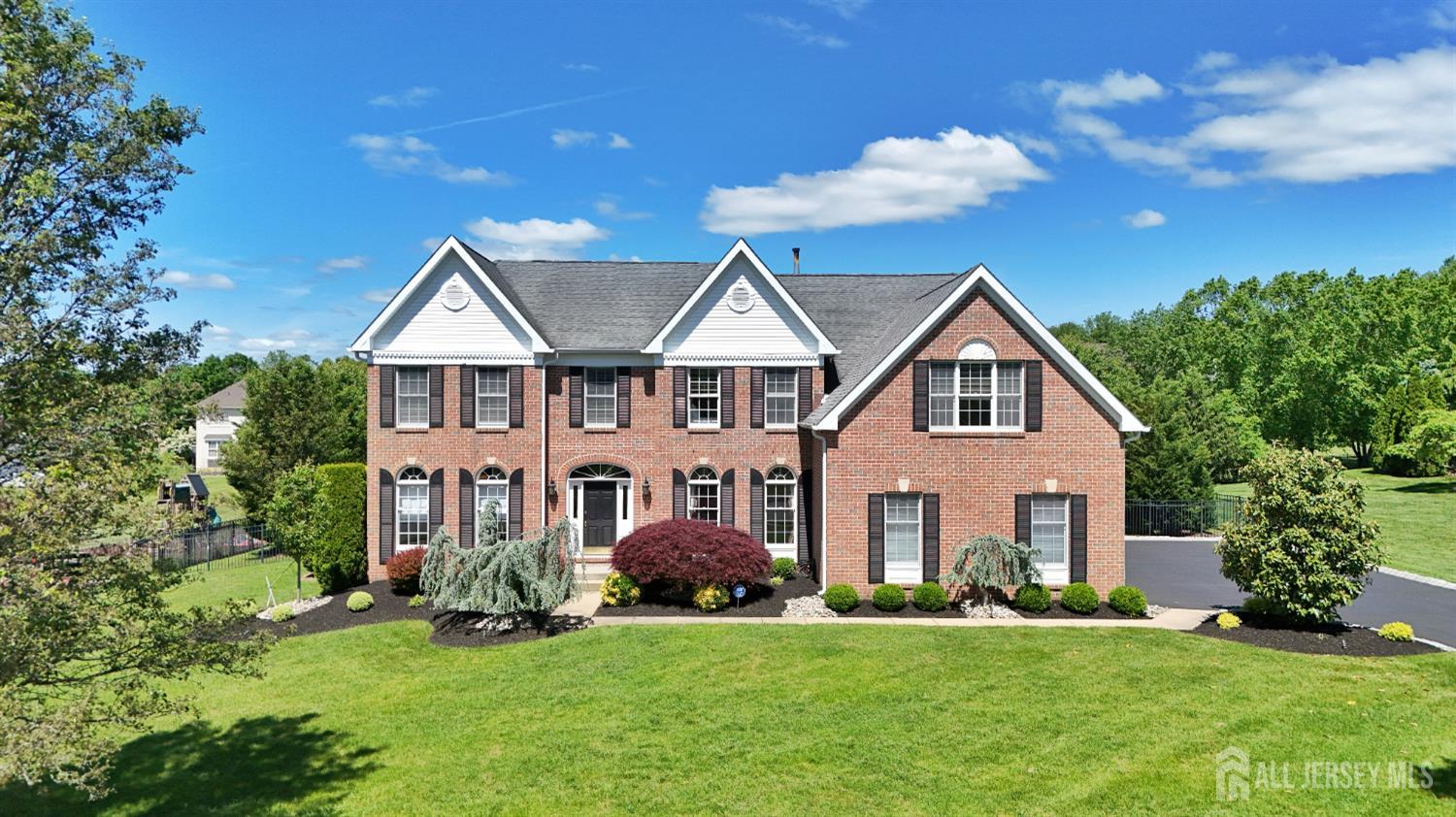 5 Bridle Court, Monroe Township, New Jersey image 1