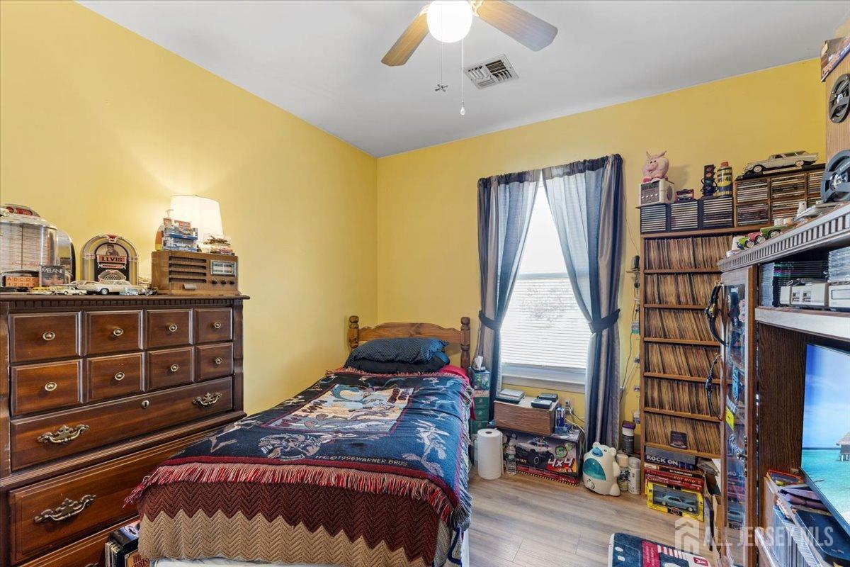 15 Sutton Place, Helmetta, New Jersey image 18