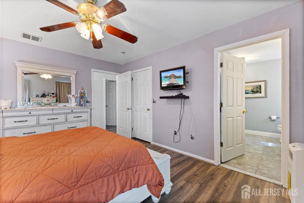 15 Sutton Place, Helmetta, New Jersey image 21